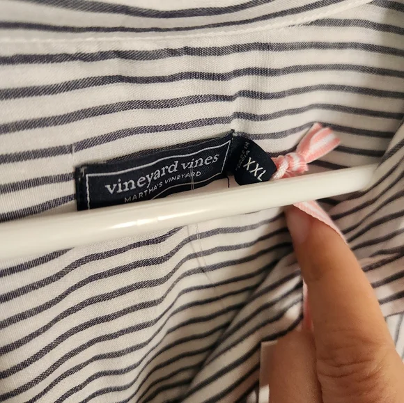 Vineyard Vines Navy and White Striped Shirt Size XXL New With Tag - Picture 2 of 3